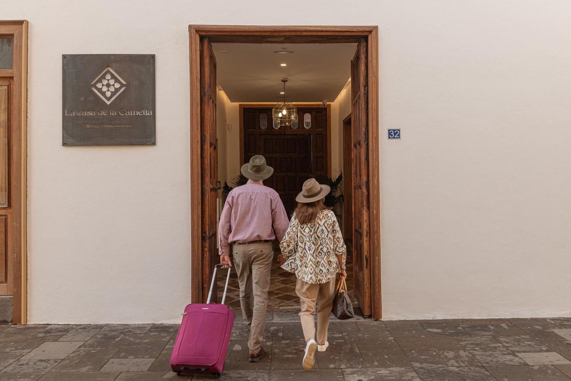 La Casa De La Camelia Hotell La Laguna  Eksteriør bilde