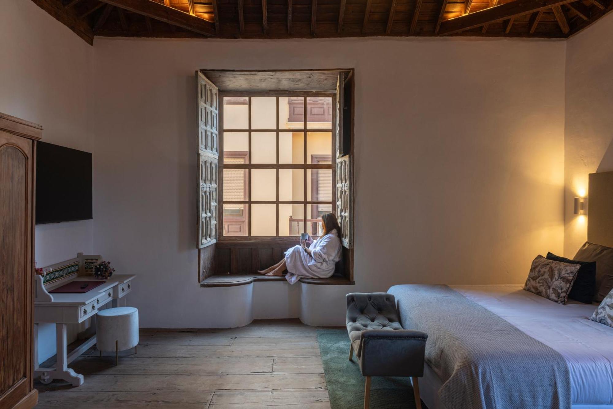La Casa De La Camelia Hotell La Laguna  Eksteriør bilde